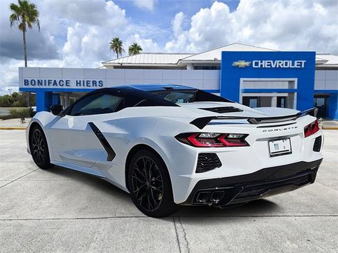 Used 2024 Chevrolet Corvette Stingray Preferred Conv w/ Z51 Performance Package image 3