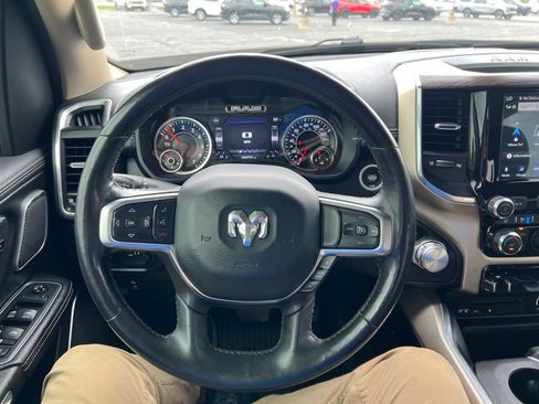 Used 2019 RAM 1500 Laramie AWD/4WD image 13
