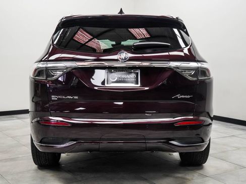 Used 2023 Buick Enclave Avenir w/ Avenir Technology Package AWD/4WD image 9