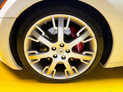 Used 2014 Maserati GranTurismo MC RWD image 7