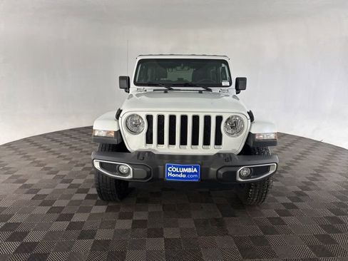 Used 2023 Jeep Wrangler Sahara image 3
