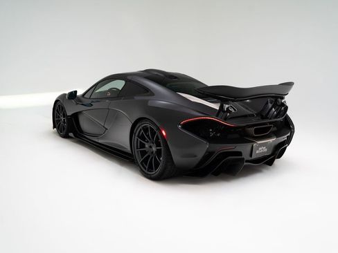 Used 2015 McLaren P1 RWD image 5