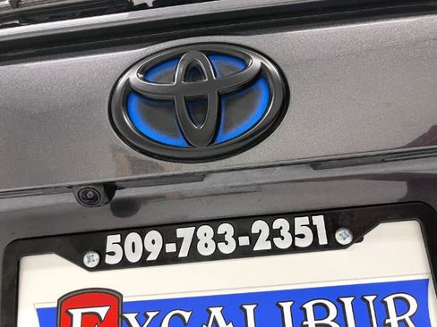 Used 2021 Toyota RAV4 XLE w/ XLE Grade Weather Package image 46