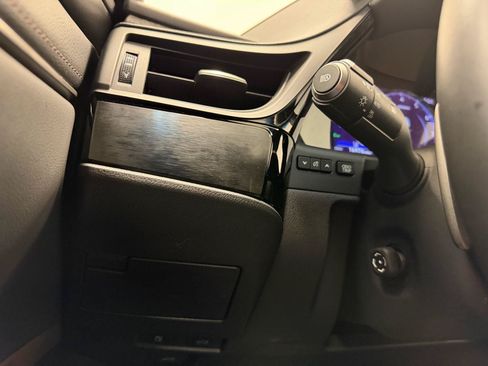 Used 2023 Lexus ES 350 w/ Premium Package FWD image 25