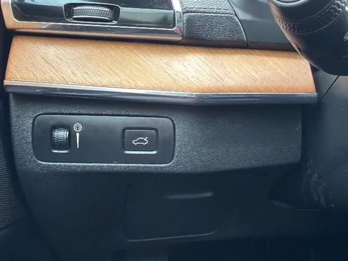 Used 2018 Volvo XC90 T6 Inscription w/ Convenience Package AWD/4WD image 15