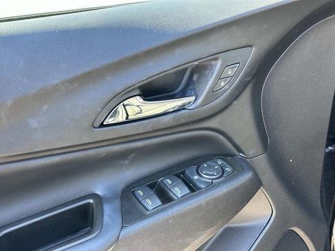 Used 2024 Chevrolet Equinox LT w/ LPO, Floor Liner Package image 19