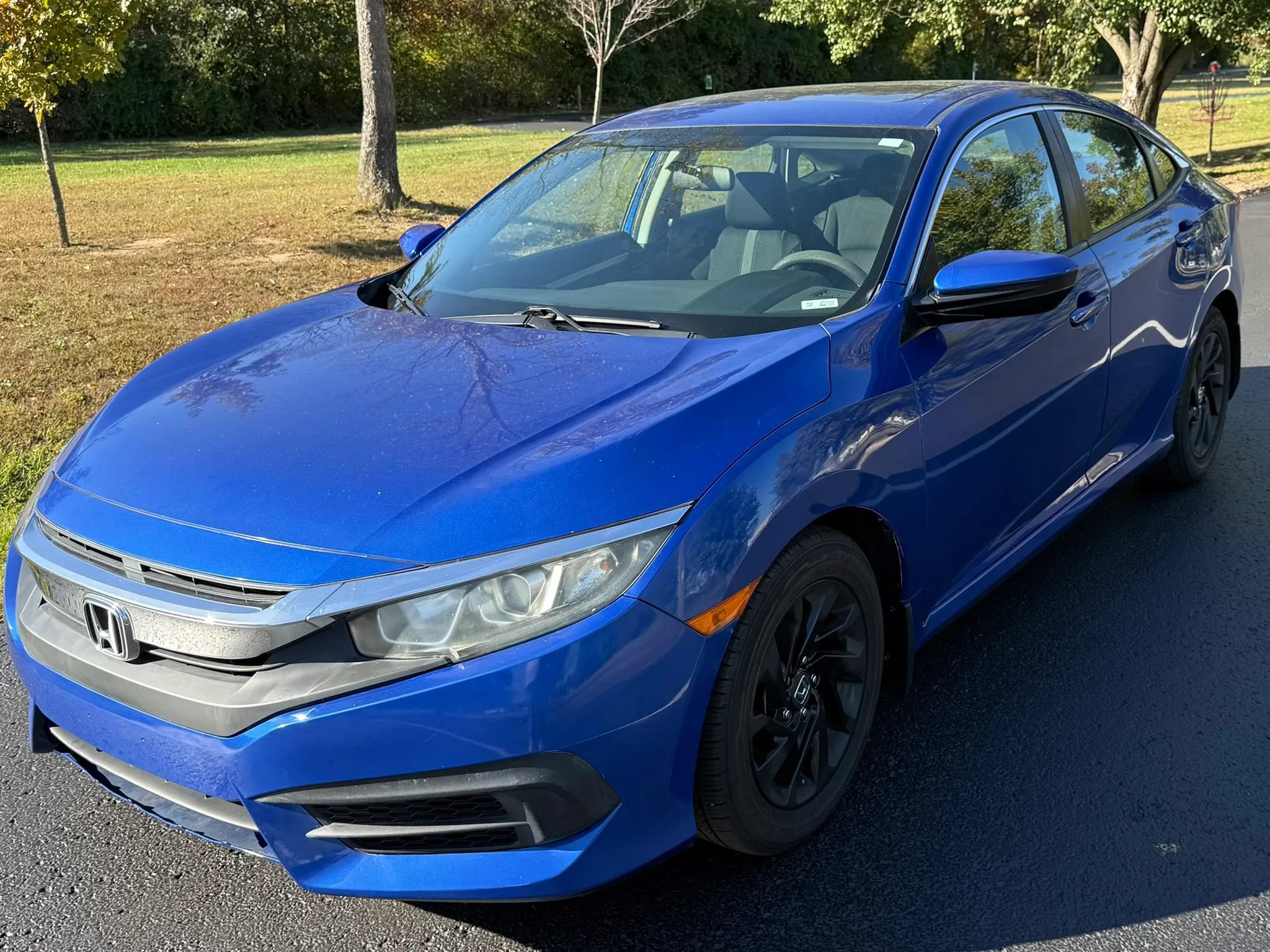 Used 2016 Honda Civic EX image 2