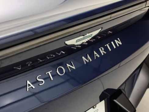 Used 2025 Aston Martin V8 Vantage Coupe image 10