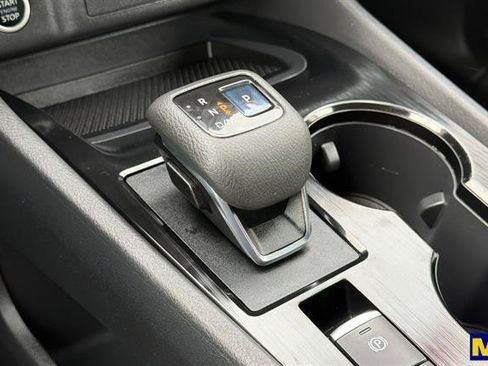 Used 2022 Nissan Rogue S FWD image 26