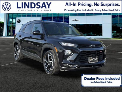 Used 2023 Chevrolet TrailBlazer RS w/ Sun and Liftgate Package FWD image 1