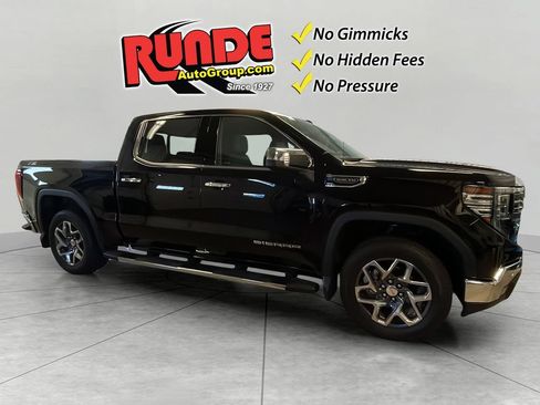 Used 2024 GMC Sierra 1500 SLT w/ SLT Premium Plus Package AWD/4WD image 8
