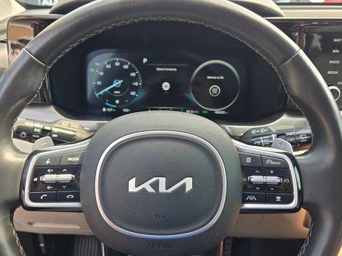 Used 2022 Kia Sorento SX Prestige w/ Panoramic Sunroof Package AWD/4WD image 28