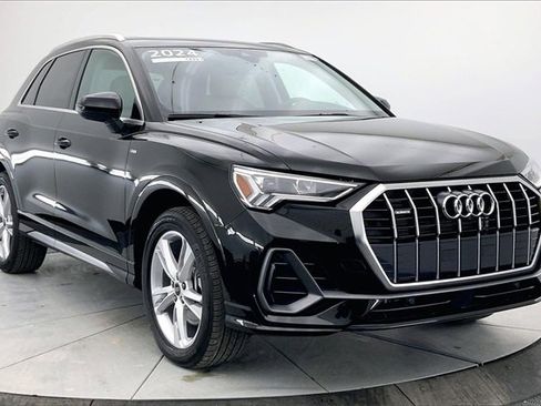 Certified 2024 Audi Q3 2.0T Premium Plus image 1