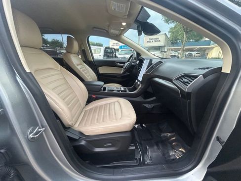 Certified 2022 Ford Edge SEL image 23