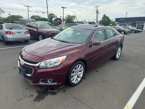 Used 2015 Chevrolet Malibu LT FWD image 1