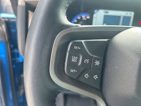 Used 2023 Ford Bronco Wildtrak image 13