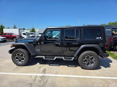 Certified 2023 Jeep Wrangler Unlimited Rubicon 4xe w/ Cold Weather Group AWD/4WD image 11