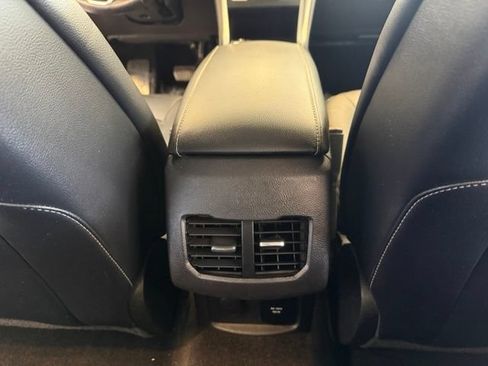 Used 2018 Ford Fusion SE w/ Equipment Group 602A FWD image 21
