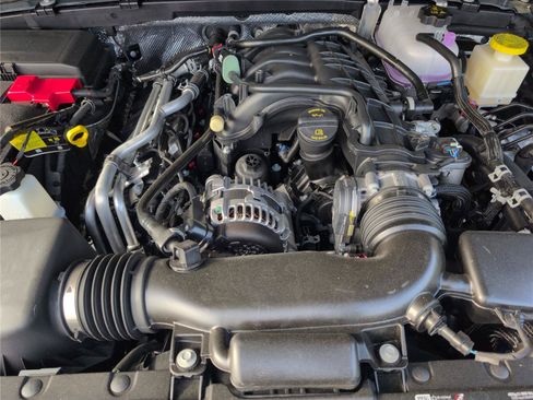 New 2026 Jeep Gladiator Sport AWD/4WD image 14