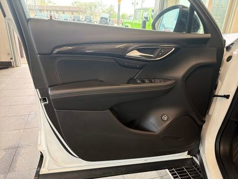 Used 2023 Buick Envision Essence w/ Sport Touring Package image 23