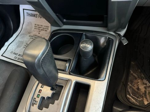 Used 2013 Toyota 4Runner Trail image 27