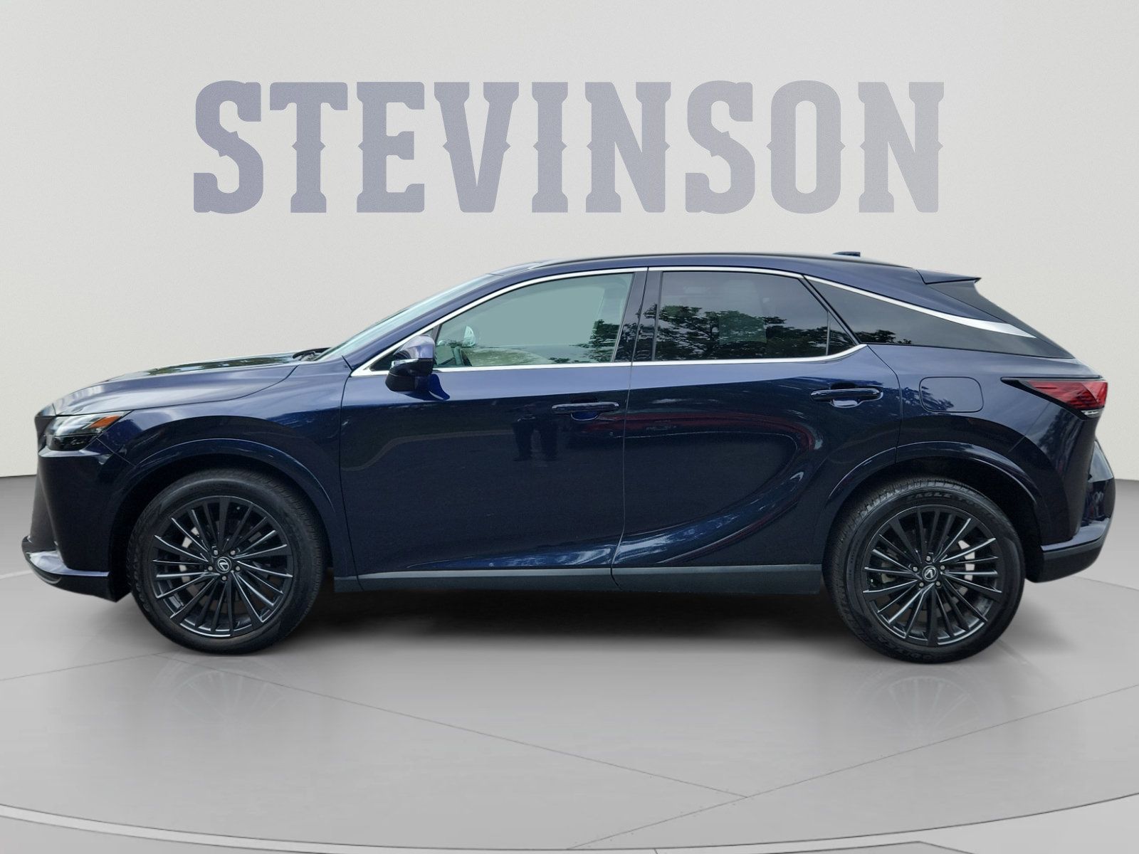 Used 2024 Lexus RX 350h w/ Convenience Package AWD/4WD image 2
