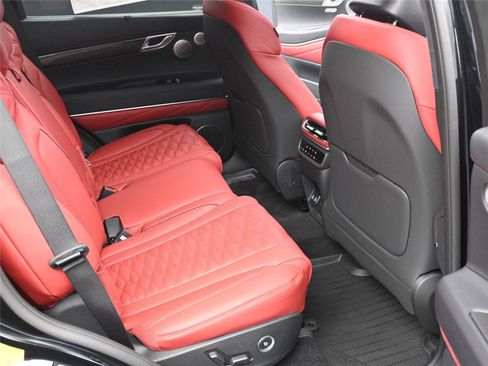 New 2026 Genesis GV80 3.5T e-SC image 8