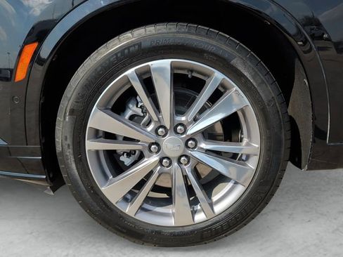 Certified 2022 Cadillac XT6 Premium Luxury w/ Technology Package image 23