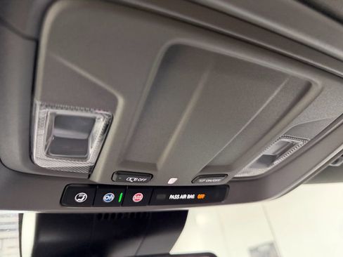 Used 2026 GMC Sierra 1500 SLT image 18