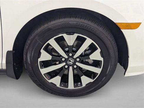 New 2025 Honda Odyssey EX-L image 9