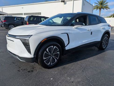 New 2026 Chevrolet Blazer EV LT w/ Super Cruise Package AWD/4WD image 3