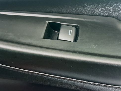 Used 2023 Chevrolet Bolt LT w/ Infotainment Package image 29