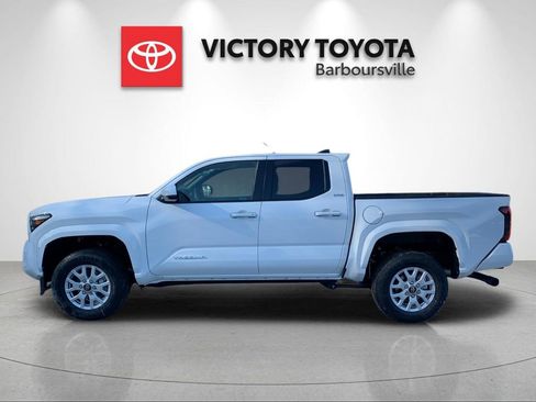 New 2026 Toyota Tacoma SR5 image 2