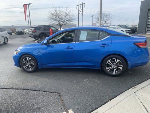 Used 2022 Nissan Sentra SV image 4