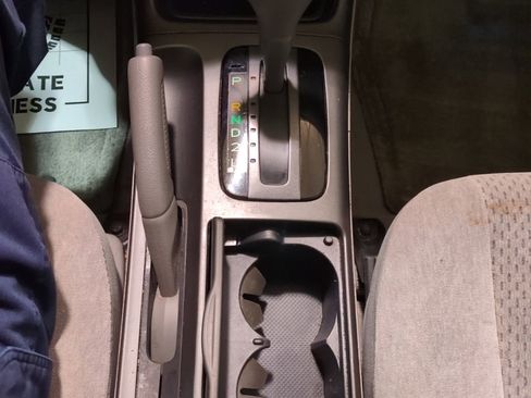 Used 2003 Toyota Camry XLE image 21