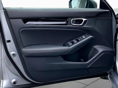 Used 2025 Honda Civic Sport Touring image 21