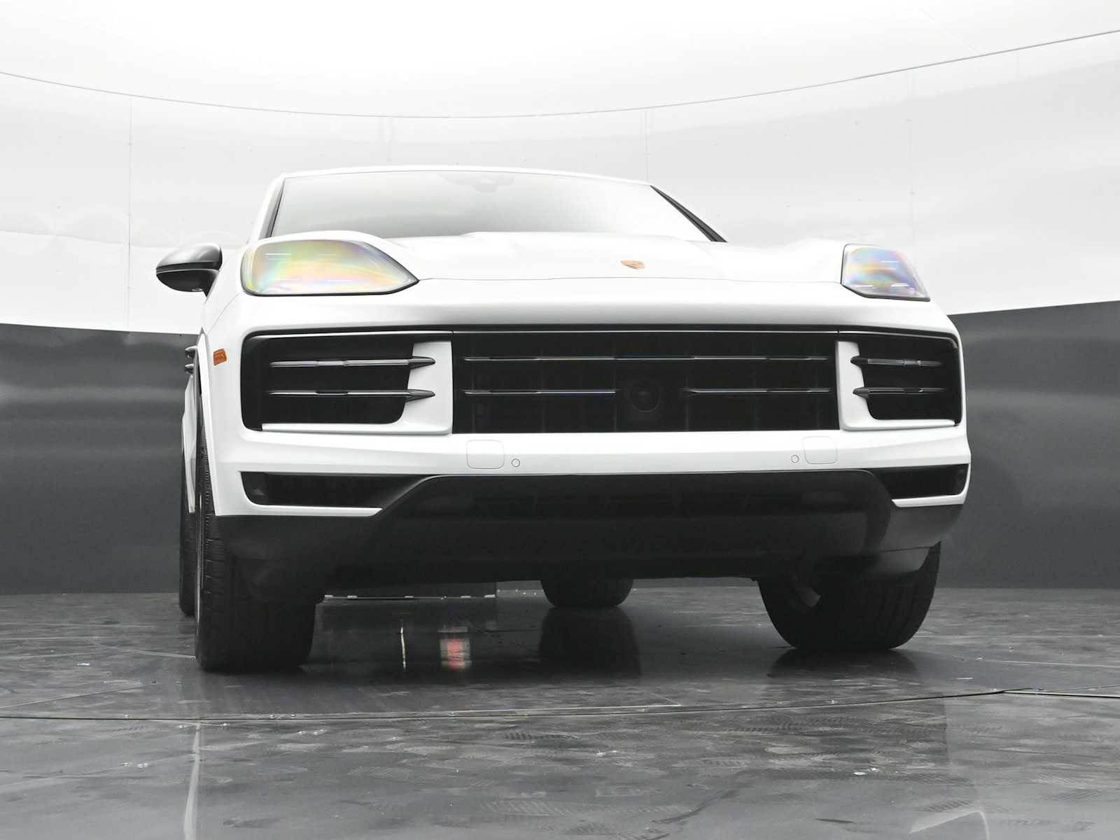 Certified 2024 Porsche Cayenne AWD/4WD image 45
