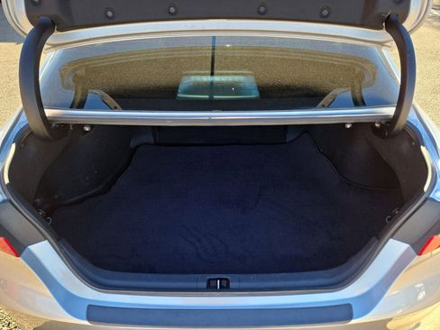 Used 2022 Toyota Camry SE w/ Convenience Package image 12