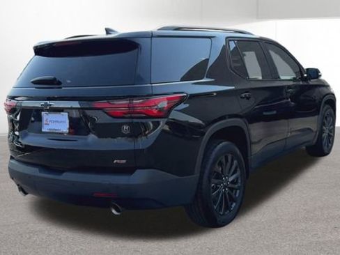 Used 2022 Chevrolet Traverse RS w/ LPO, Floor Liner Package image 9