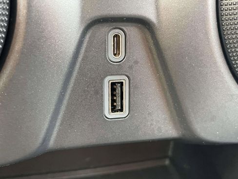 Used 2021 Chevrolet Blazer LT image 35