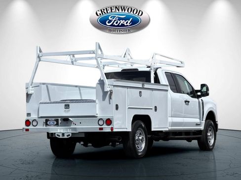 New 2026 Ford F350 XL w/ XL Chrome Package image 4