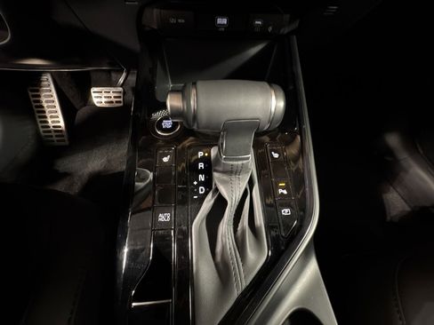 Certified 2025 Kia Niro EX Touring image 27