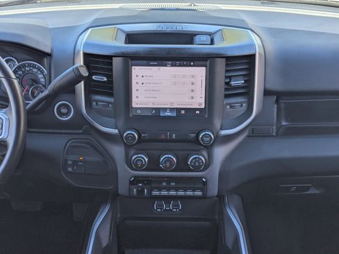 Used 2024 RAM 3500 Big Horn image 15