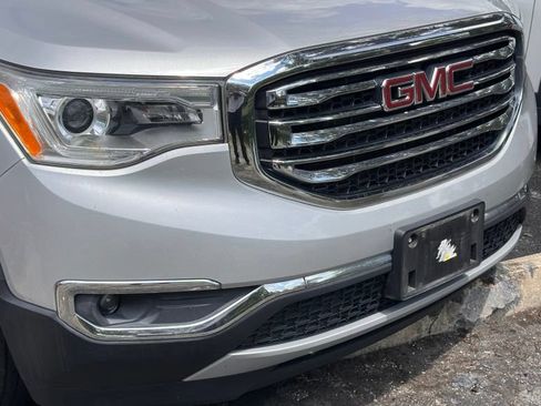 Used 2019 GMC Acadia SLT AWD/4WD image 2