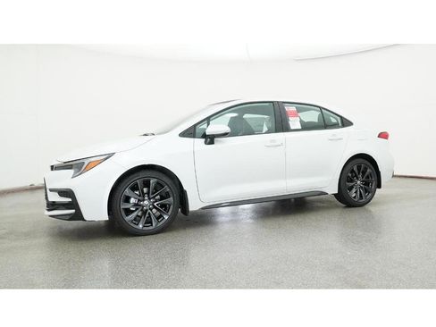 New 2026 Toyota Corolla SE image 18