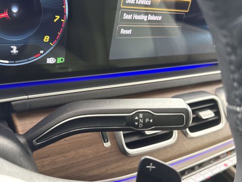 Used 2022 Mercedes-Benz GLE 350 4MATIC image 22