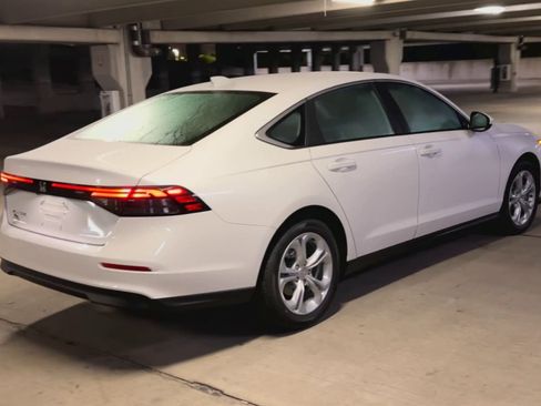 Used 2024 Honda Accord LX image 23