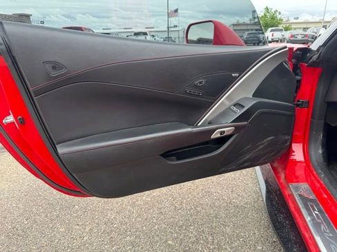 Used 2016 Chevrolet Corvette Z06 w/ 3LZ Preferred Equipment Group RWD image 9