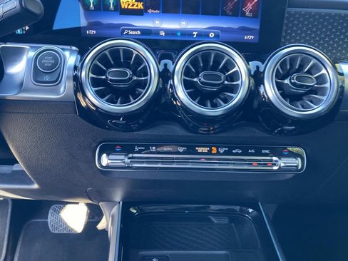 Certified 2025 Mercedes-Benz GLB 250 GLB  250 image 23