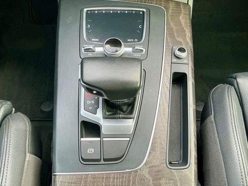 Used 2018 Audi Q5 2.0T Premium Plus w/ Premium Plus Package image 35